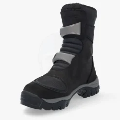 Forma Adventure Low Black 101><noscript><img width=