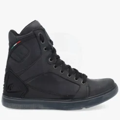 Forma Hyper Black><noscript><img width=