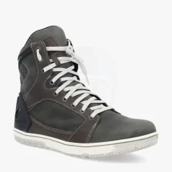 Forma Hyper Grey><noscript><img width=