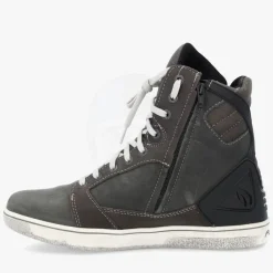 Forma Hyper Grey><noscript><img width=