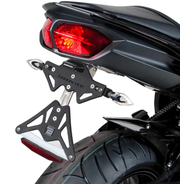 Barracuda Licence Plate YF1104-BN> Motor Onderdelen