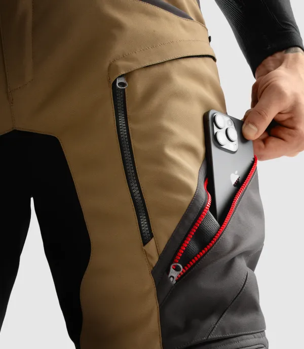 Rebelhorn Hardy 3.0 Motorbroek Desert/Grey/Red> Motorbroeken